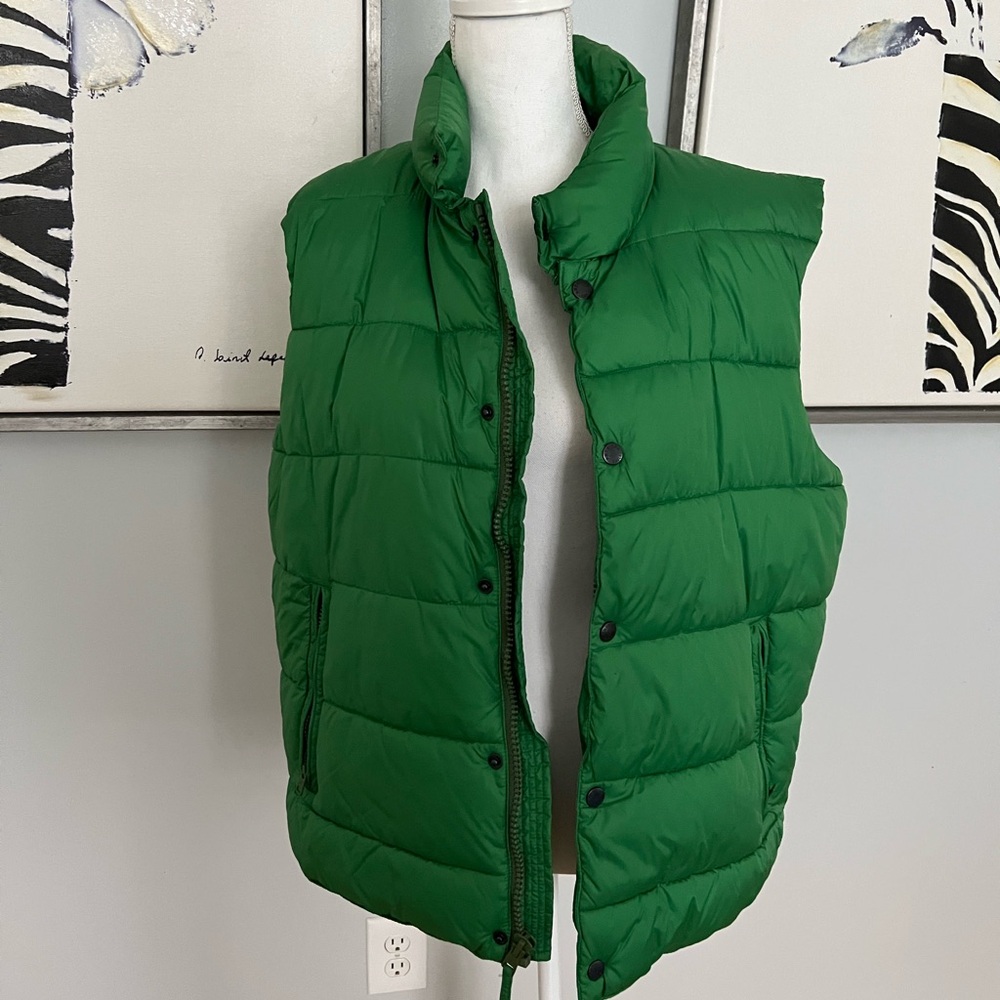 Men’s American eagle puffer vest